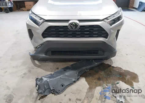 2023 Toyota Rav4 Xle z USA, uszkodzony, nr VIN 2T3W1RFV0PC218493